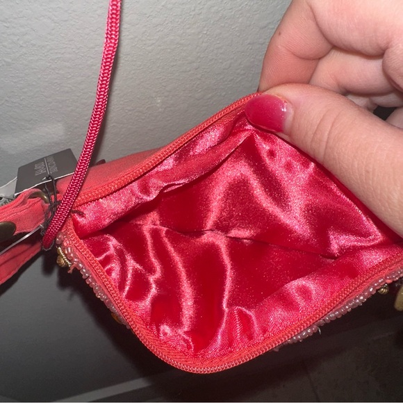 NWT Bamboo Trading Company Pink Beaded Tajmahal Club Crossbody Handmade Bag - Picture 8 of 8